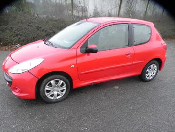 Peugeot 206 met lichte schade  beschikbaar voor biedingen