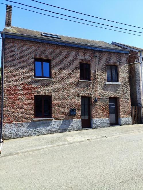 Charmante maison de min. 4 chambres- jardin à Houyet – 950€, Immo, Huizen te huur, Provincie Namen, Vrijstaande woning, Direct bij eigenaar