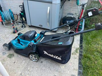 Makita DLM431 grasmaaier accu, Tondeuses à gazon sur batterie, Bac de ramassage, MAKITA, 40 à 49 cm