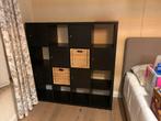 Open kast Ikea donker hout + deurtjes + mandjes, Huis en Inrichting, Ophalen, Met deur(en), 100 tot 150 cm, Nieuw