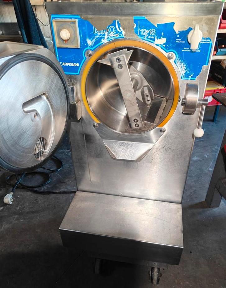 Carpigiani Labo Choc 12/18 - Machine à glace, Articles professionnels, Horeca | Équipement de cuisine, Enlèvement ou Envoi