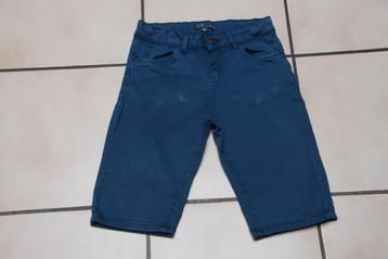 Bermuda's in blauw jeanscanvas T140cm of 9/10A Heel goed! beschikbaar voor biedingen