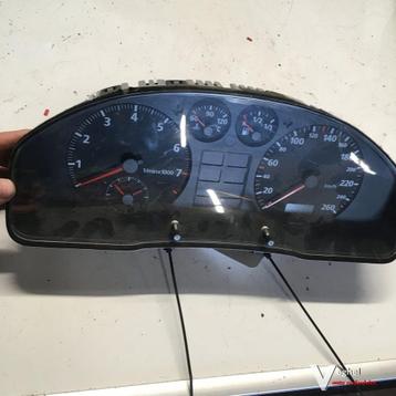 Audi A4 1.8 20v 1998   Km Tellerklok   8D0 919 033 C beschikbaar voor biedingen