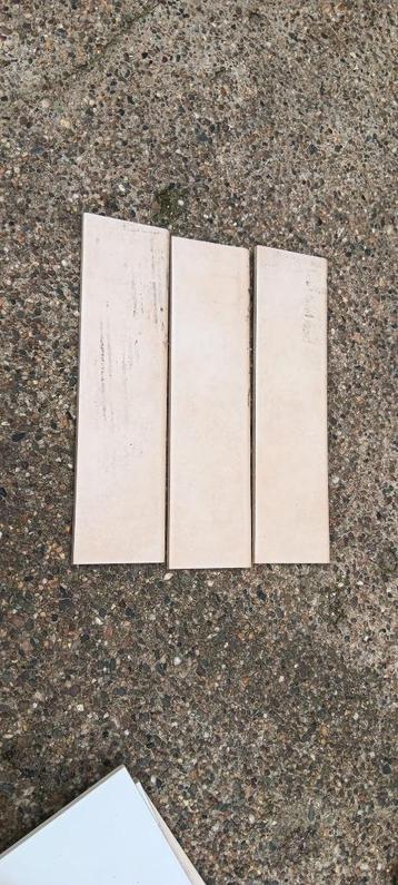 Tegels beschikbaar voor biedingen