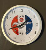 Horloge Ford Mustang Gulf, Maison & Meubles, Accessoires pour la Maison | Horloges, Analogique, Neuf, Horloge murale