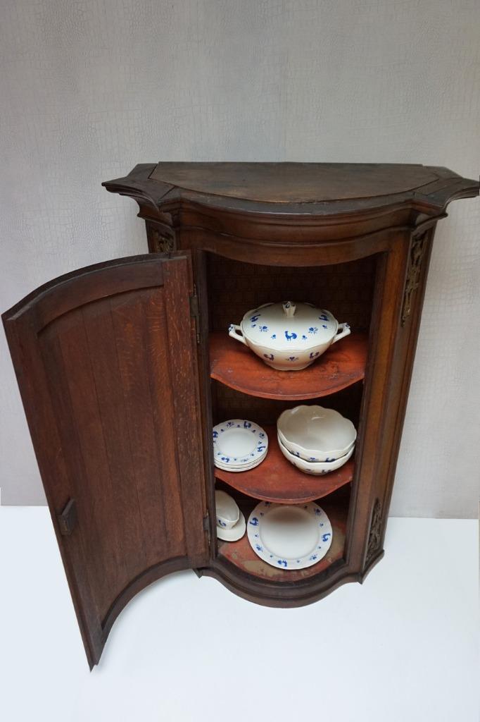 Antieke eiken kast/bovenkast/toonbankkast met halfronde deur, Antiek en Kunst, Antiek | Meubels | Kasten, Ophalen of Verzenden
