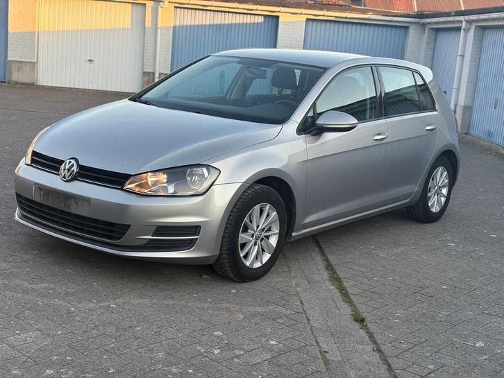 Volkswagen golf 2016 1.4 benzine, Auto's, Volkswagen, Particulier, Golf, Benzine, Euro 6, 5 deurs, Handgeschakeld, Zilver of Grijs