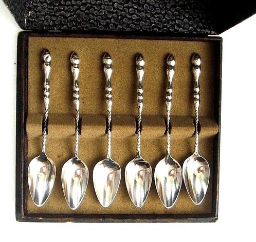 Antiek set: zes zilveren koffielepeltjes in cassette ca 1920, Antiek en Kunst, Antiek | Zilver en Goud, Zilver, Ophalen of Verzenden