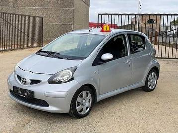 Toyota Aygo 1.0i VVT-i Plus airco beschikbaar voor biedingen