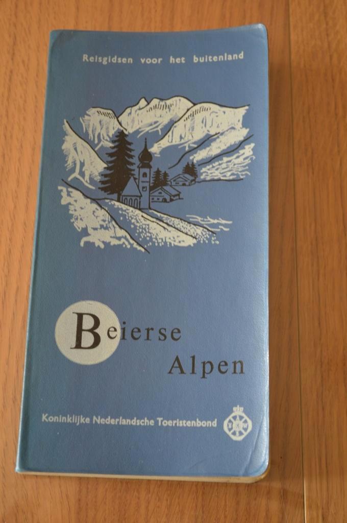 KNT ANWB Beierse Alpen, Boeken, Reisgidsen, Gelezen, Reisgids of -boek, Europa, ANWB, Ophalen of Verzenden