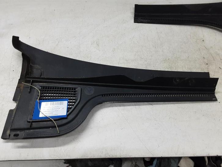 GARNITURES WINDSHIELD Volkswagen Golf VIII (CD1) (01-2019/-), Autos : Pièces & Accessoires, Carrosserie & Tôlerie, Volkswagen