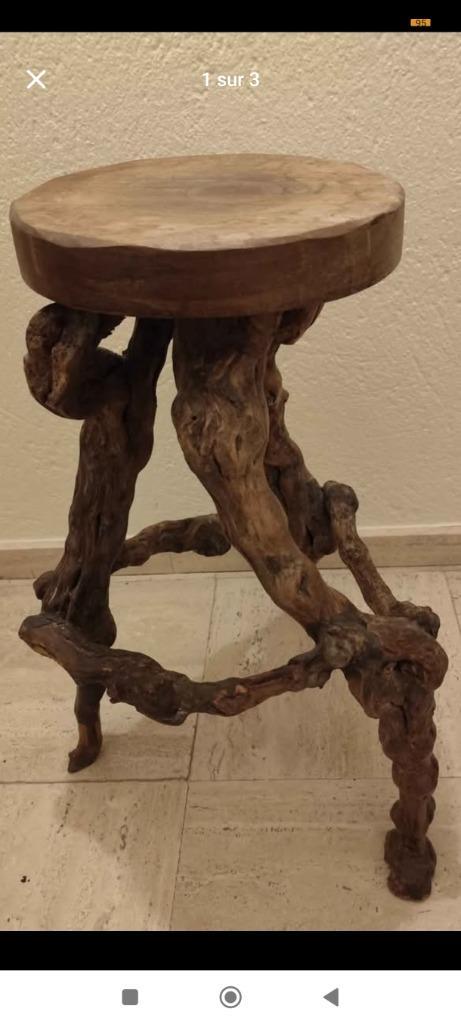 Tabouret trépied fait en sarments de vigne, Huis en Inrichting, Krukjes, Gebruikt, Hout, Ophalen