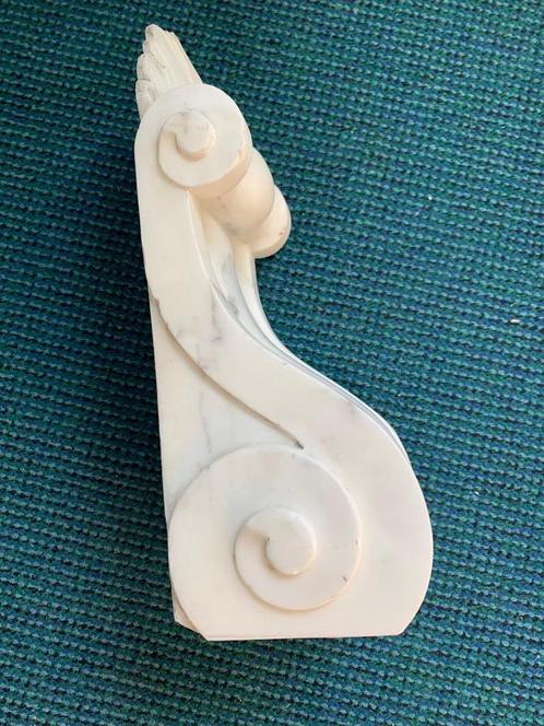 Prachtig groot element in carrara marmer met acanthus blad ., Antiek en Kunst, Curiosa en Brocante, Ophalen of Verzenden