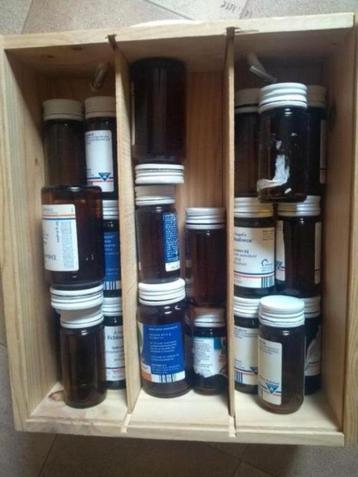 oude bierfles-luxe waterflessen-apothekers-en parfumflesjes, Verzamelen, Ophalen of Verzenden, Gebruikt, Verpakking