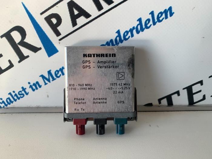 Antenne Versterker van een Mercedes ML-Klasse, Auto-onderdelen, Elektronica en Kabels, Mercedes-Benz, Gebruikt, 3 maanden garantie