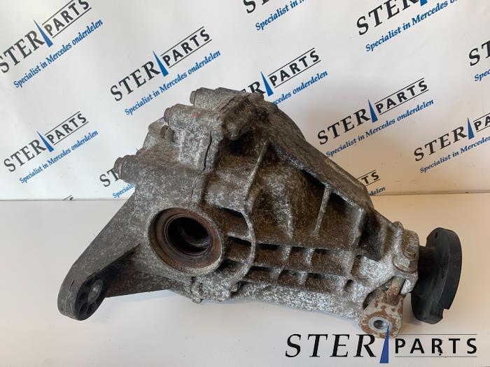 Differentieel achter van een Mercedes ML-Klasse, Auto-onderdelen, Remmen en Aandrijving, Mercedes-Benz, Gebruikt, 3 maanden garantie