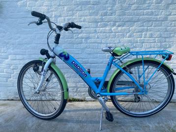Mooie meisjesfiets beschikbaar voor biedingen