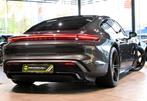 Porsche Taycan Turbo 93.4 kWh Performance Batt.*MATRIX/PANO*, Auto's, Automaat, 460 kW, Zilver of Grijs, Leder en Alcantara