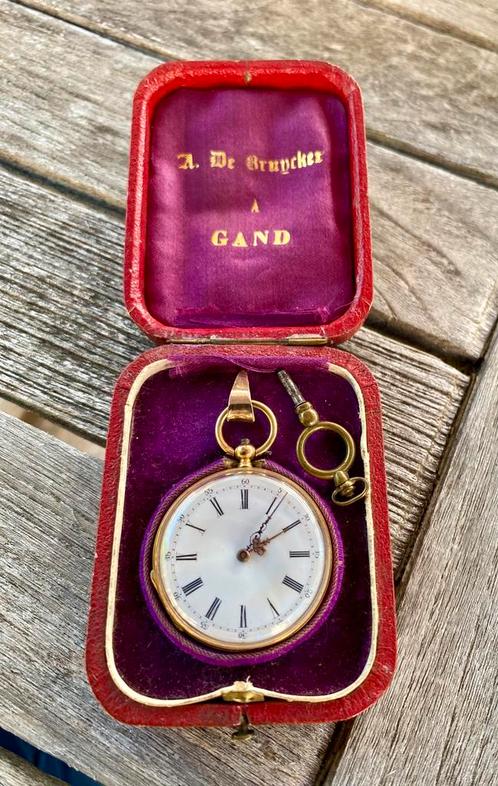 18 karaat gouden dames zakhorloge, Handtassen en Accessoires, Horloges | Antiek, Zakhorloge, Overige merken, Goud, 1900 tot 1930