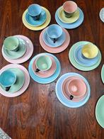 pastel/zwart servies, Antiek en Kunst, Antiek | Servies los, Ophalen
