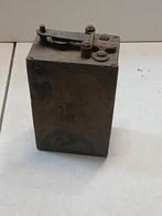 Ancienne bobine d'allumage/batterie Ford T 1927, Enlèvement ou Envoi