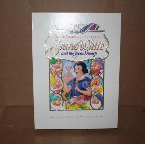 Disney vintage snow white deluxe video edition box, Collections, Disney, Comme neuf, Enlèvement ou Envoi