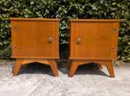 Tables de chevet vintage élégantes, Maison & Meubles, 45 à 65 cm, Enlèvement, Utilisé, 55 à 70 cm