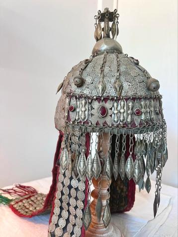 Traditionele bruidshoofdtooi - Turkmenistan beschikbaar voor biedingen
