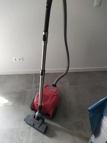 AEG stofzuiger  beschikbaar voor biedingen