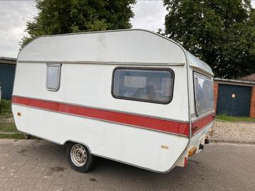 Caravane WILK 750 kg pour festivals/playhouse/keet Fixer Upp