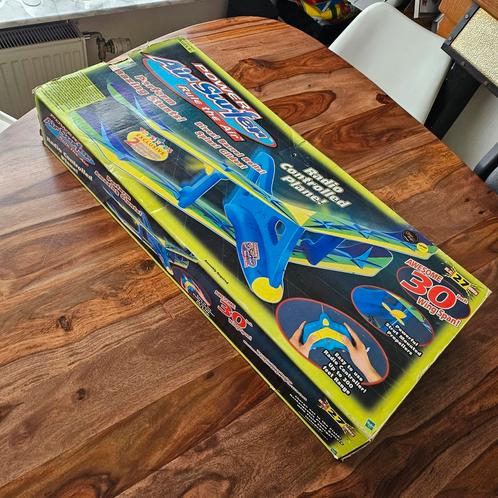 2002 Hasbro Power Air Surfer SkyWolf RC jouet télécommandé, Hobby en Vrije tijd, Modelbouw | Radiografisch | Helikopters en Quadcopters