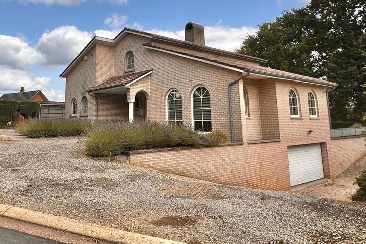 Te koop: instapklare villa, 6 slpks, 11a30ca te Oudsbergen!, Immo, Huizen en Appartementen te koop, Provincie Limburg, 1000 tot 1500 m²