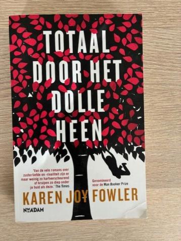 Totaal door het dolle heen - indrukwekkende familieroman beschikbaar voor biedingen