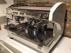 Professionele koffiemachine RENEKA, Elektronische apparatuur, Koffiezetapparaten, 2 tot 4 kopjes, Zo goed als nieuw, Koffiemachine