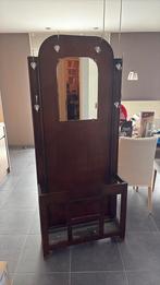 Kapstok met spiegel, Ophalen