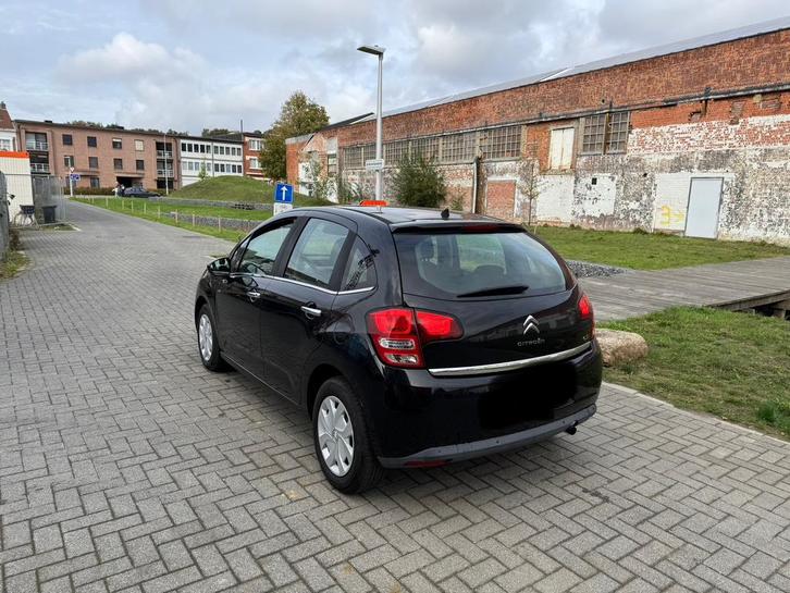 Citroen c3 1.2 exclusive, Auto's, Citroën, Particulier, C3, Benzine, Euro 5, Stadsauto, 5 deurs, Handgeschakeld, Zwart, Onderhoudsboekje