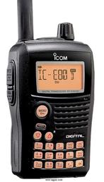 Te koop draagbare icom ice80d met twee batterijen, Telecommunicatie, Zenders en Ontvangers, Verzenden, Zo goed als nieuw, Ontvanger