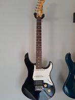 3 yamaha pacifica, Muziek en Instrumenten, Ophalen