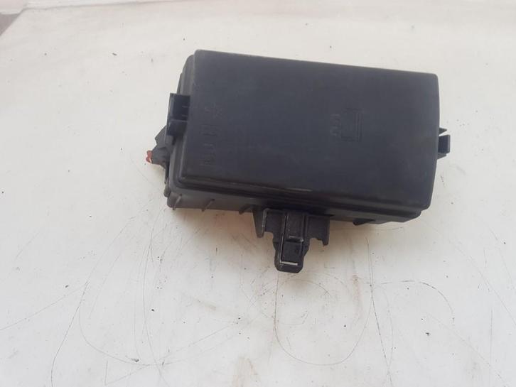 BOITIER FUSIBLES Audi A3 Limousine (8VS / 8VM), Autos : Pièces & Accessoires, Électronique & Câbles, Audi, Utilisé