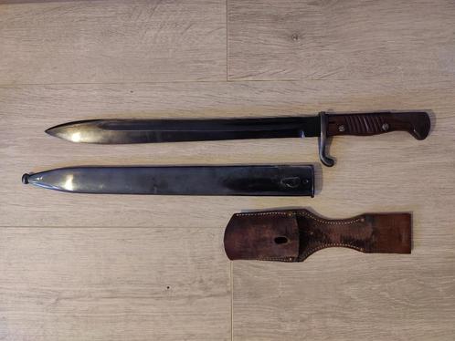 Replica Duits bajonet Seitengewehr 98/05 met schede en leder, Verzamelen, Militaria | Algemeen, Landmacht, Mes of Dolk, Ophalen of Verzenden