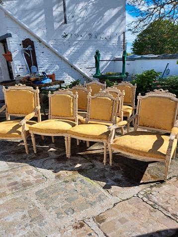 Set van 6 stoelen en 2 fauteuils Louis16 