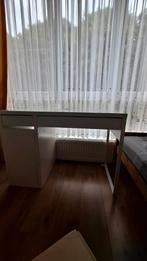Bureau, Huis en Inrichting, Bureaus, Ophalen of Verzenden, Zo goed als nieuw, Bureau