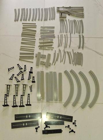 ZEER GROTE PARTIJ vintage lego rails SPACE RAIL beschikbaar voor biedingen