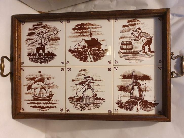 Plateau marron de Delft Carrelage et chêne - Delft, Maison & Meubles, Accessoires pour la Maison | Plateaux, Utilisé, Enlèvement ou Envoi