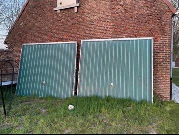 Dubbele garagepoort 230H x 240 B - Gratis beschikbaar voor biedingen