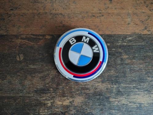Embleem/50 Jaar/ BMW E46/ E60 /E87/E90 /82mm NIEUW!!!!, Auto-onderdelen, Overige Auto-onderdelen, BMW, Verzenden