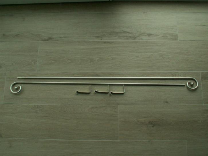 Barre / tringle à rideau Ikéa, Maison & Meubles, Ameublement | Rideaux & Stores à lamelles, Utilisé, 200 cm ou plus, Autres couleurs