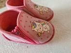 Binnenhuissloefje van het merk Cypres - maat 18, Kinderen en Baby's, Babykleding | Schoentjes en Sokjes, Ophalen, Zo goed als nieuw