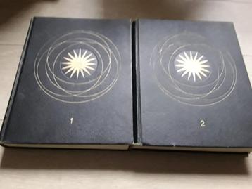 2 livres nouveau Larousse universel  beschikbaar voor biedingen