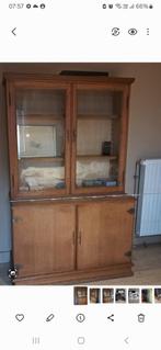 Vitrine kast, Ophalen